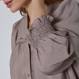 CallumCC Lace Puff V-Shirt - Taupe