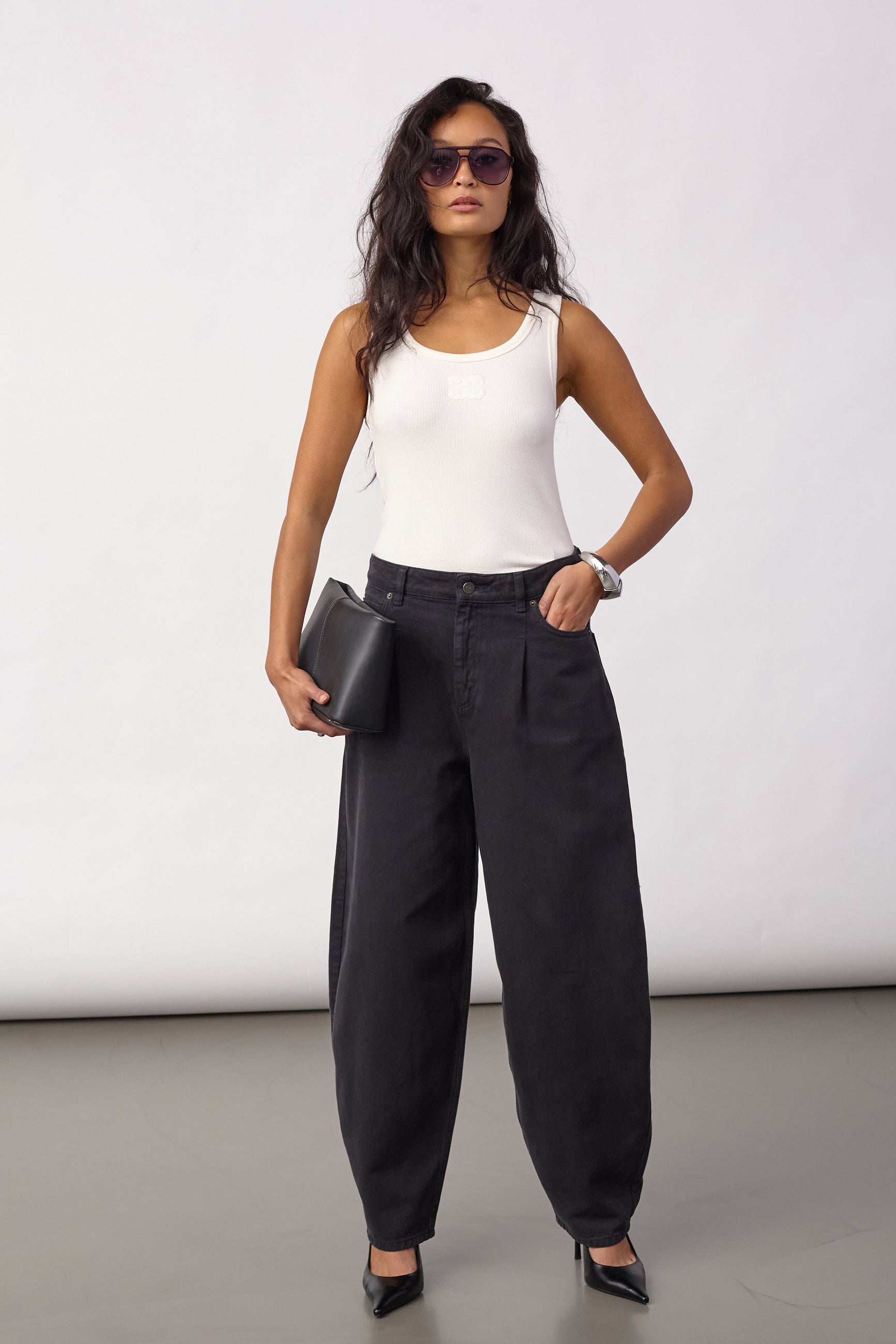 AkiraCC Barrel Pant - Black - Co'couture