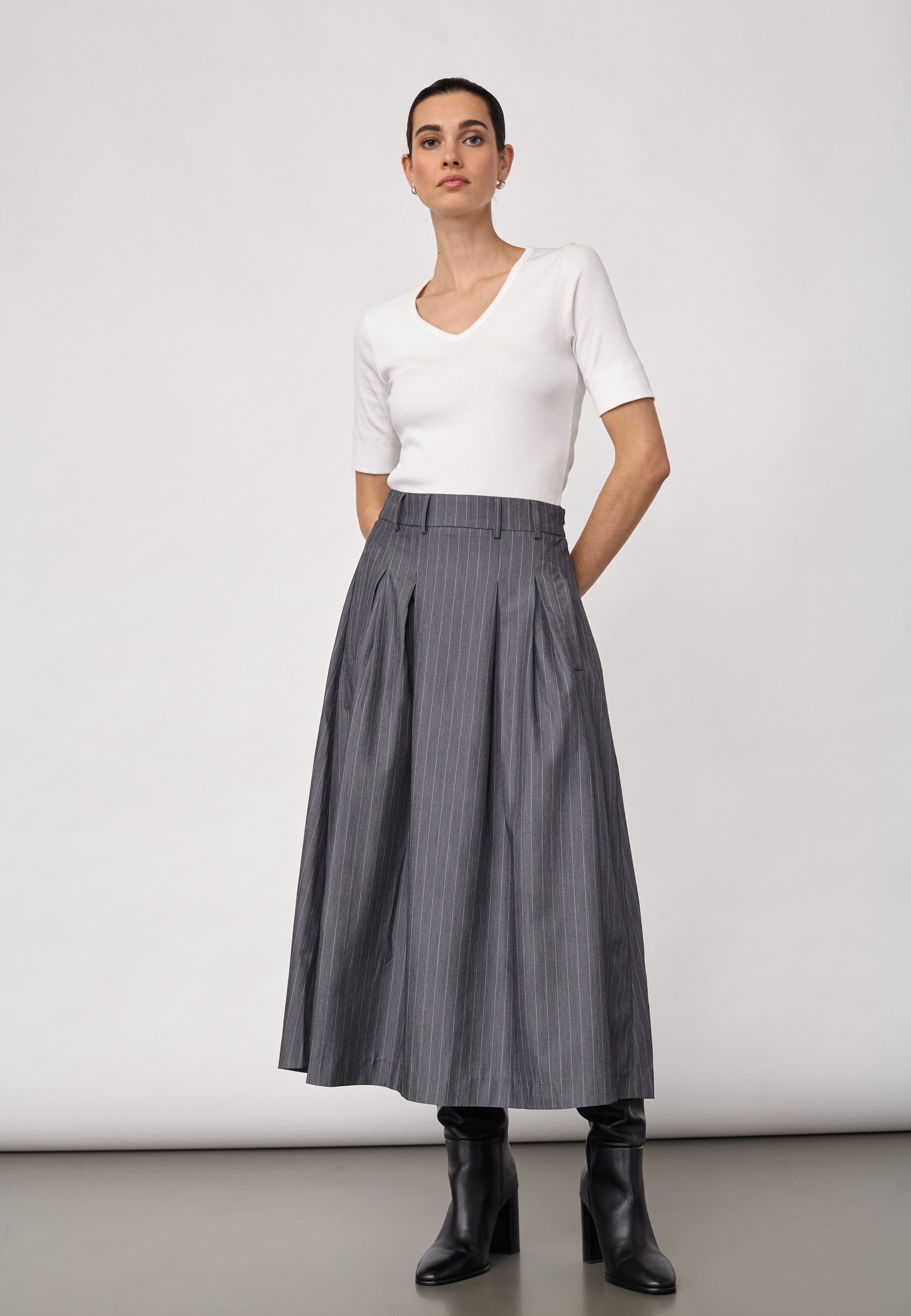 LyviaCC Pleat Pin Skirt - Mid Grey - Co'couture