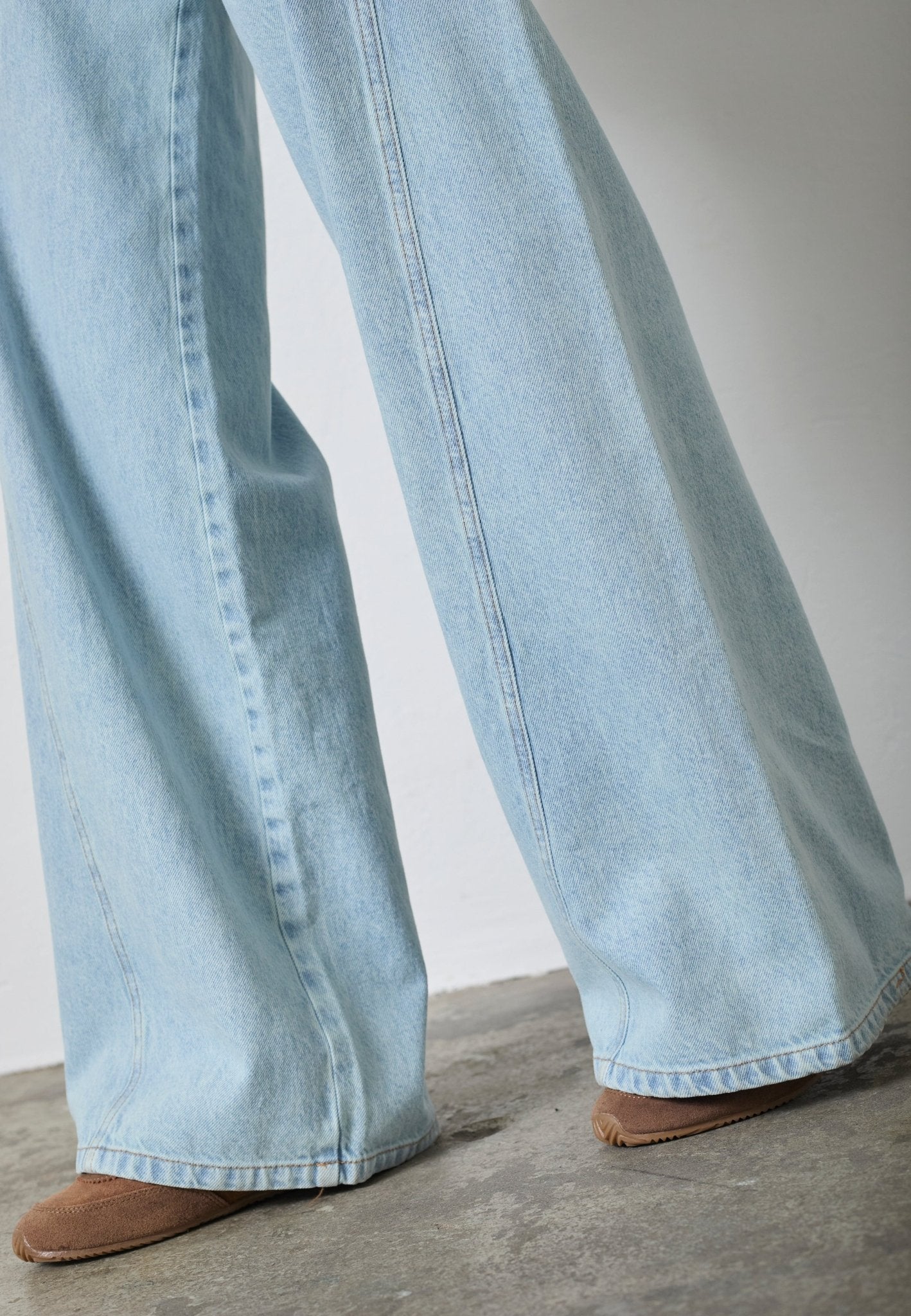 AronaCC Wide LL Jeans - Pale Blue - Co'couture