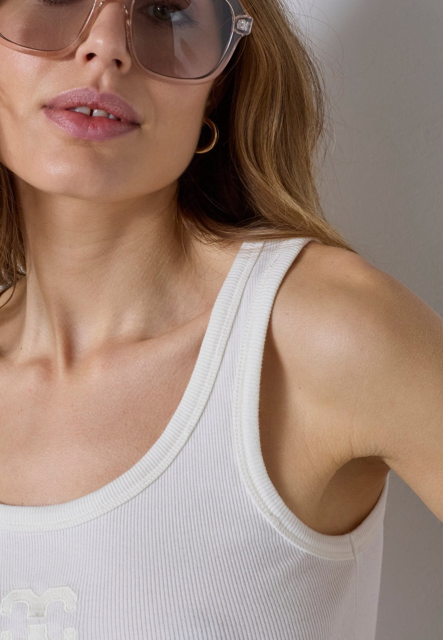 GrannyCC Rib Solid Emb Tank - White - Co'couture