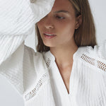 ShinaCC Lace V - Shirt - Off white - Co'couture